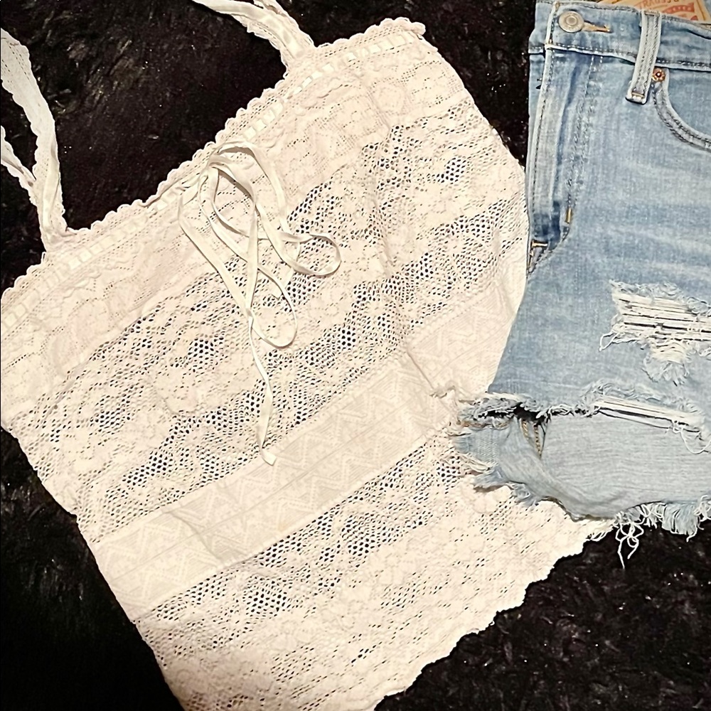 American Eagle Laced Top